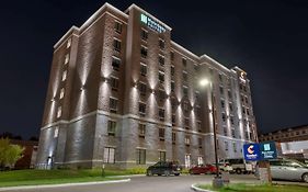 Comfort Suites Cincinnati University - Downtown